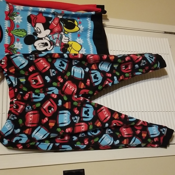 Womens Mickey & Minnie Holiday 2 PC Pajamas - Picture 3 of 5